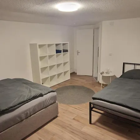アパート Ruhige, Zentrale Erdgeschoss Mit Parkplatz